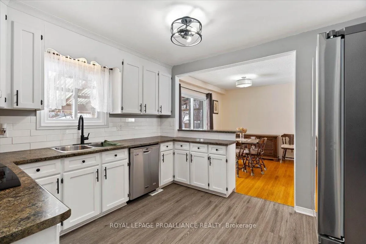 Photo 8 of 20 McQuade Drive, Quinte West, Trenton Ward — HOMEH