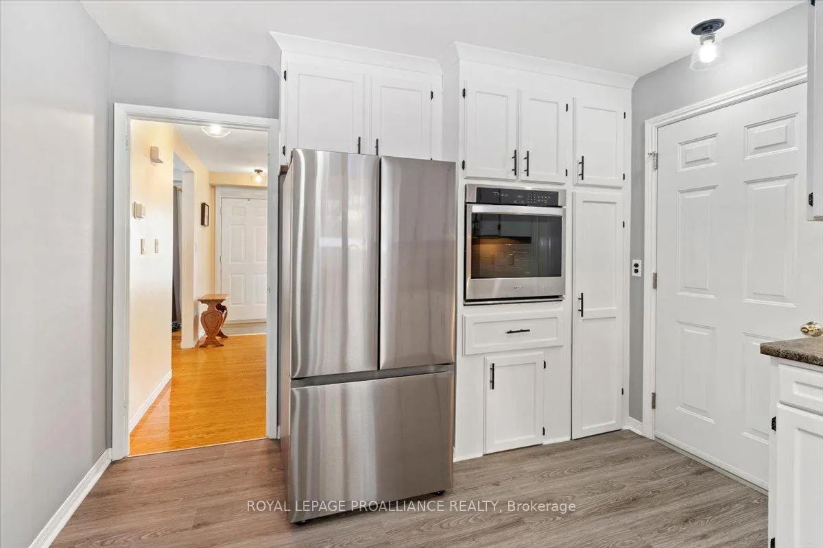 Photo 12 of 20 McQuade Drive, Quinte West, Trenton Ward — HOMEH