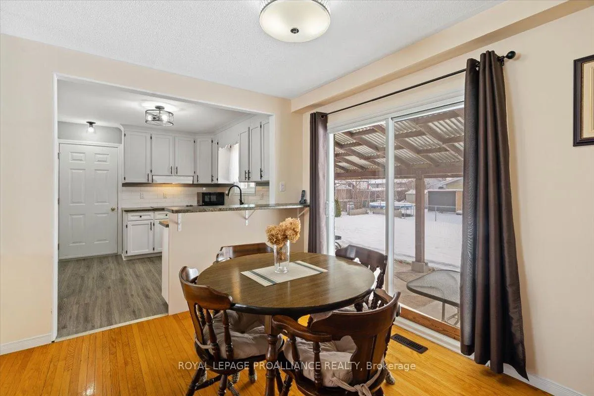 Photo 15 of 20 McQuade Drive, Quinte West, Trenton Ward — HOMEH