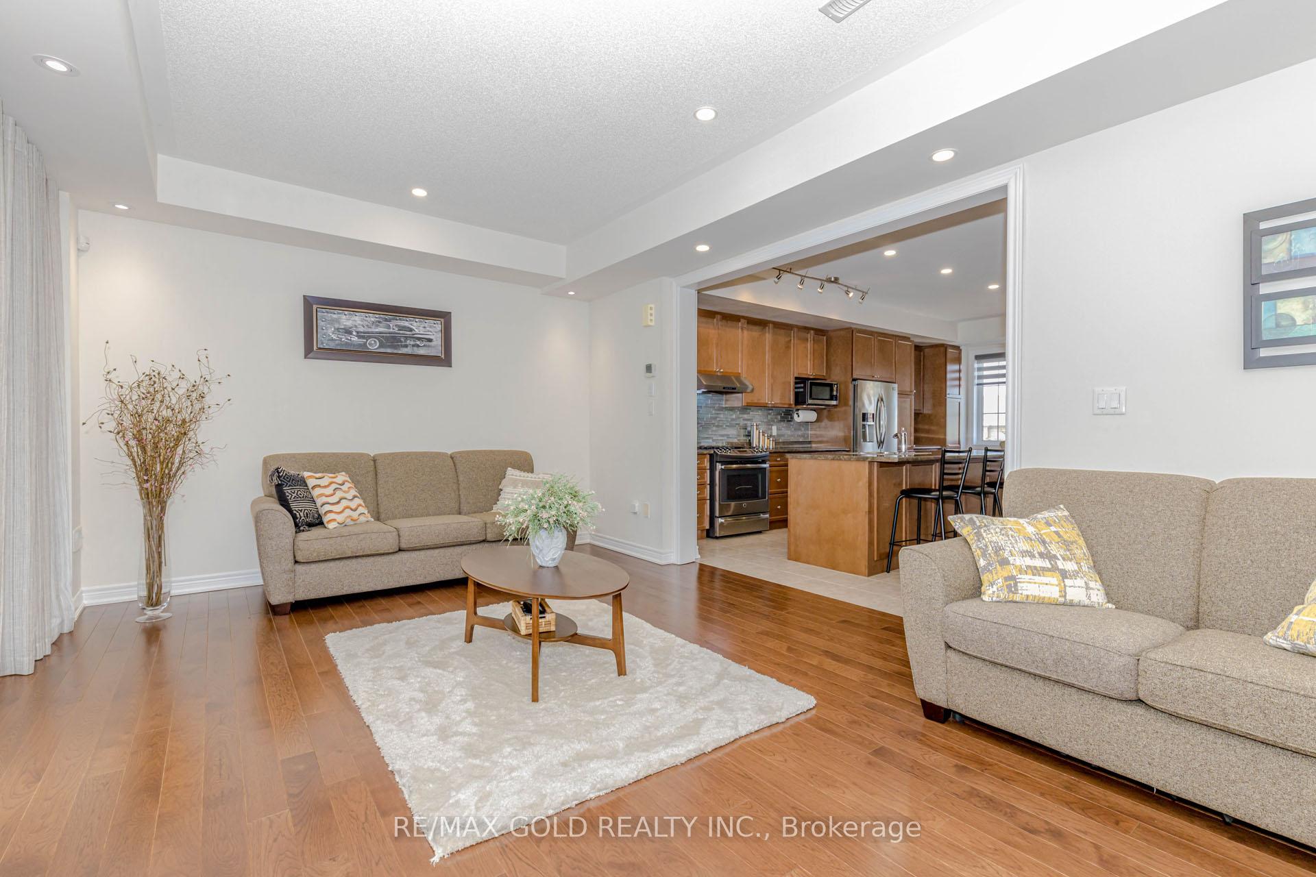 Photo 13 of Unit 3, 1965 Altona Road, Pickering, Highbush — HOMEH