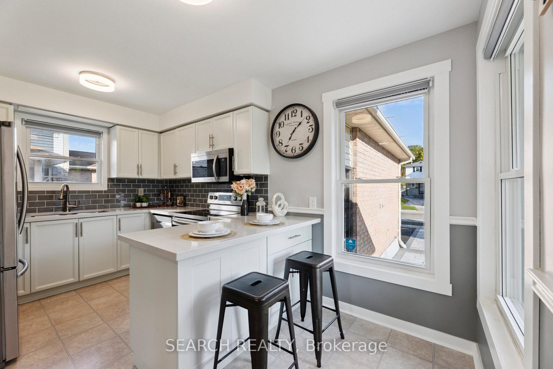 Photo 6 of 955 Renaissance Drive, Oshawa, Lakeview — HOMEH