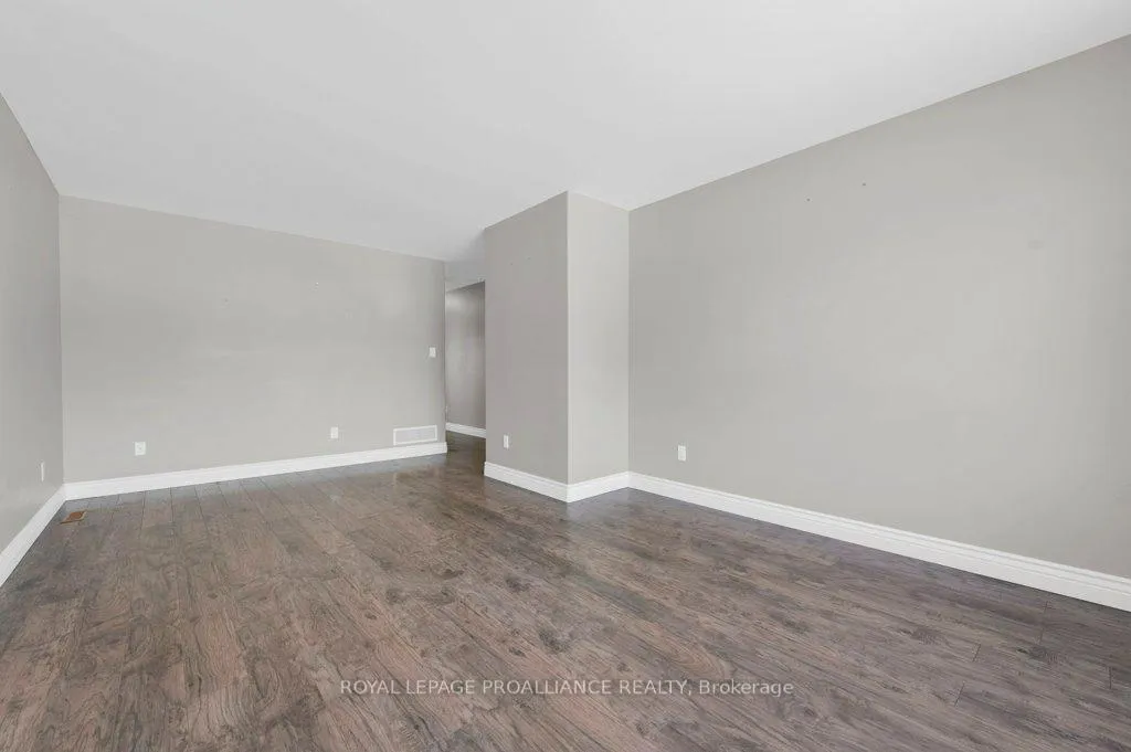 Photo 13 of 20 Terance Street, Quinte West, Trenton Ward — HOMEH