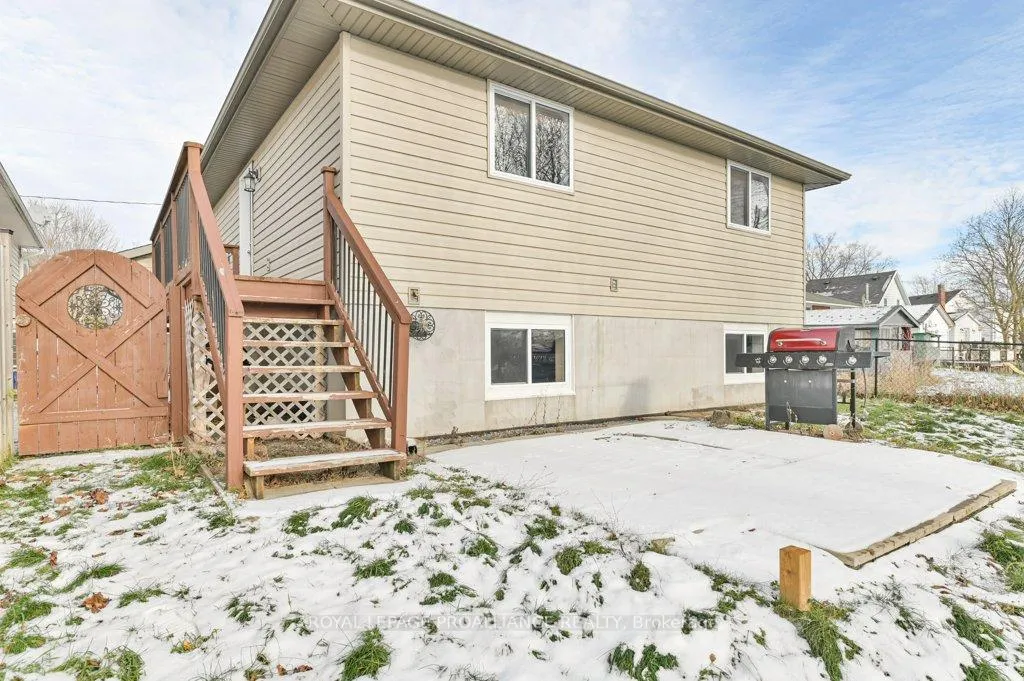Photo 28 of 20 Terance Street, Quinte West, Trenton Ward — HOMEH