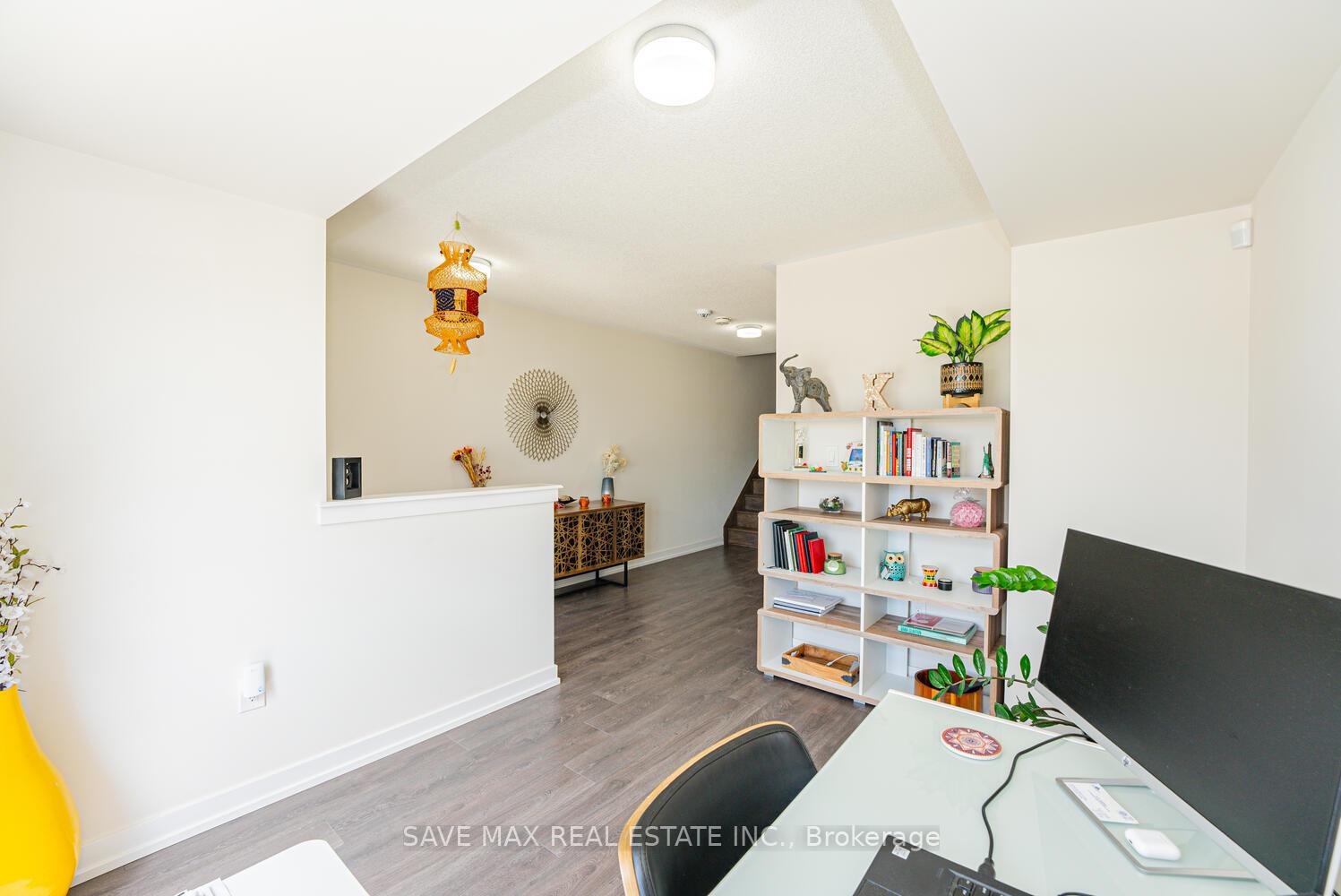 Photo 9 of 2638 Castlegate Crossing, Pickering, Duffin Heights — HOMEH