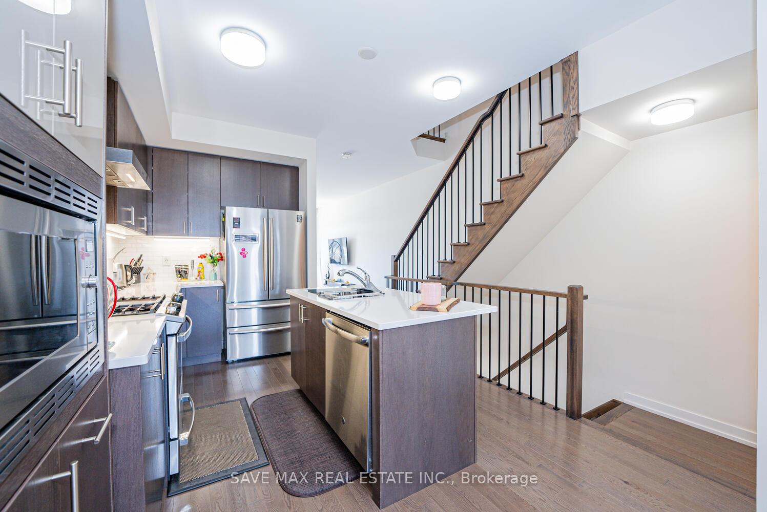 Photo 14 of 2638 Castlegate Crossing, Pickering, Duffin Heights — HOMEH