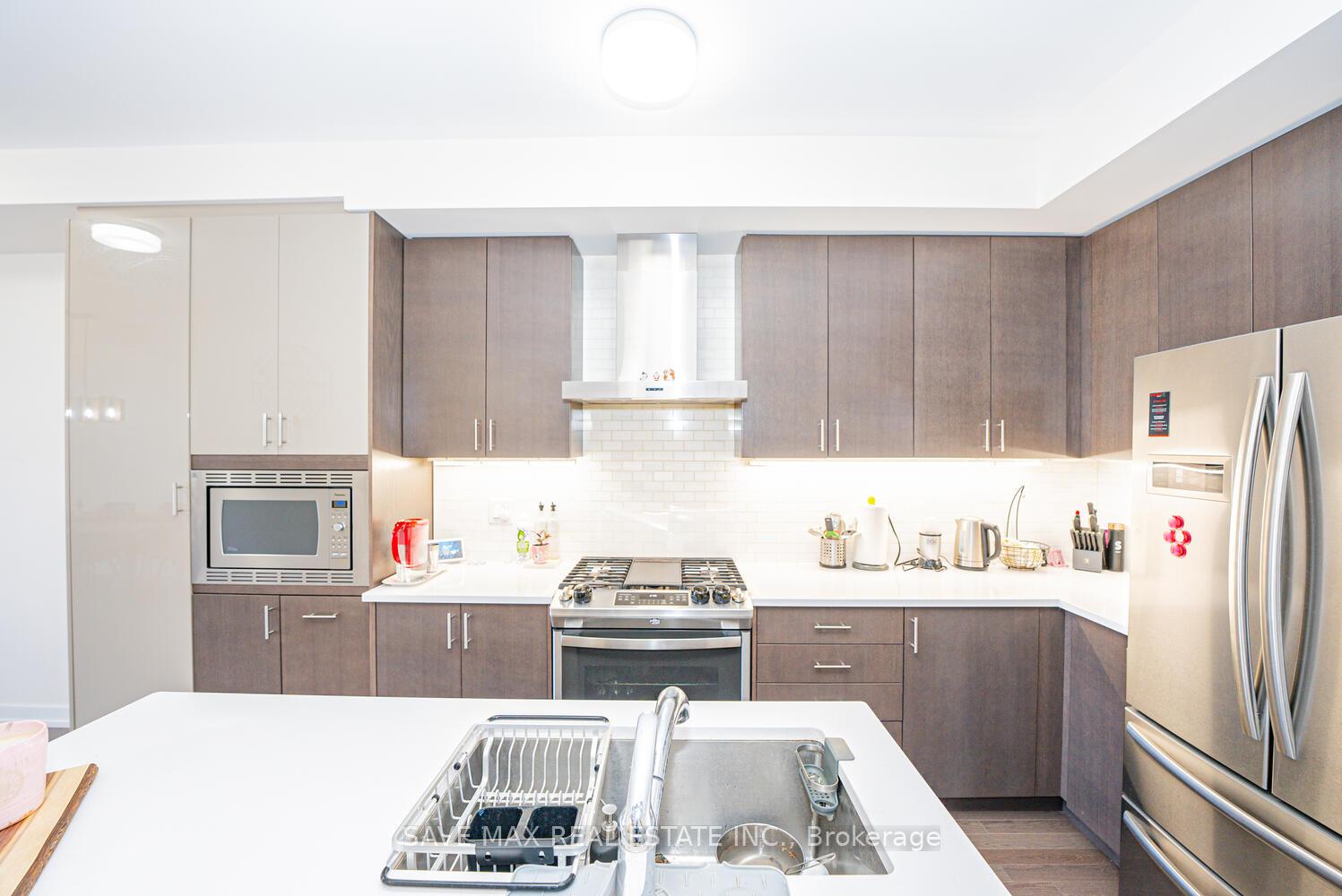 Photo 16 of 2638 Castlegate Crossing, Pickering, Duffin Heights — HOMEH