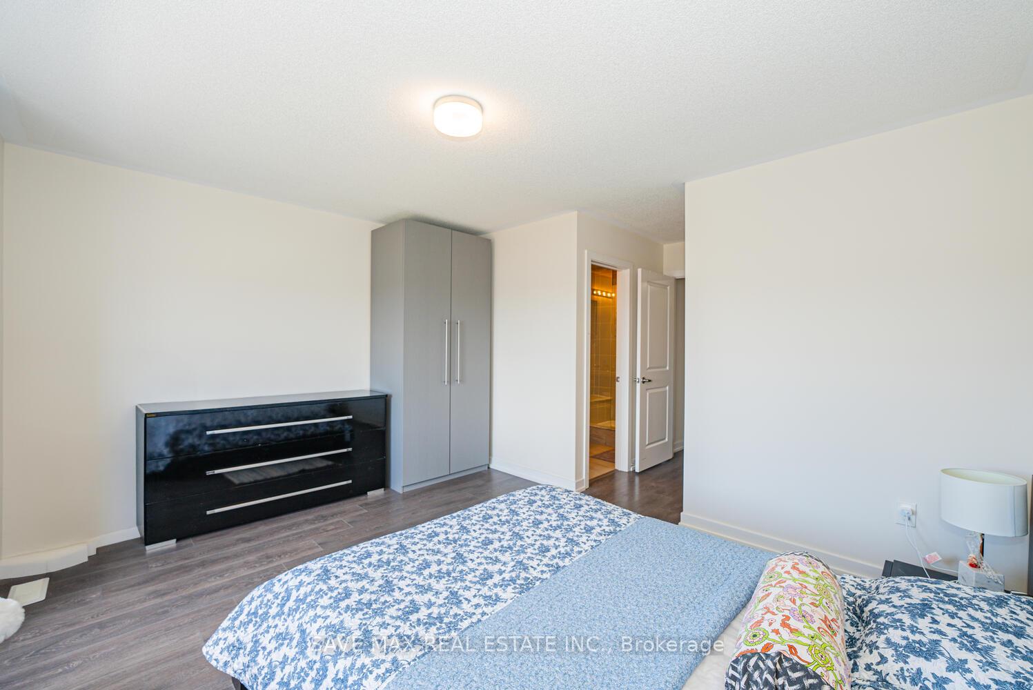 Photo 33 of 2638 Castlegate Crossing, Pickering, Duffin Heights — HOMEH