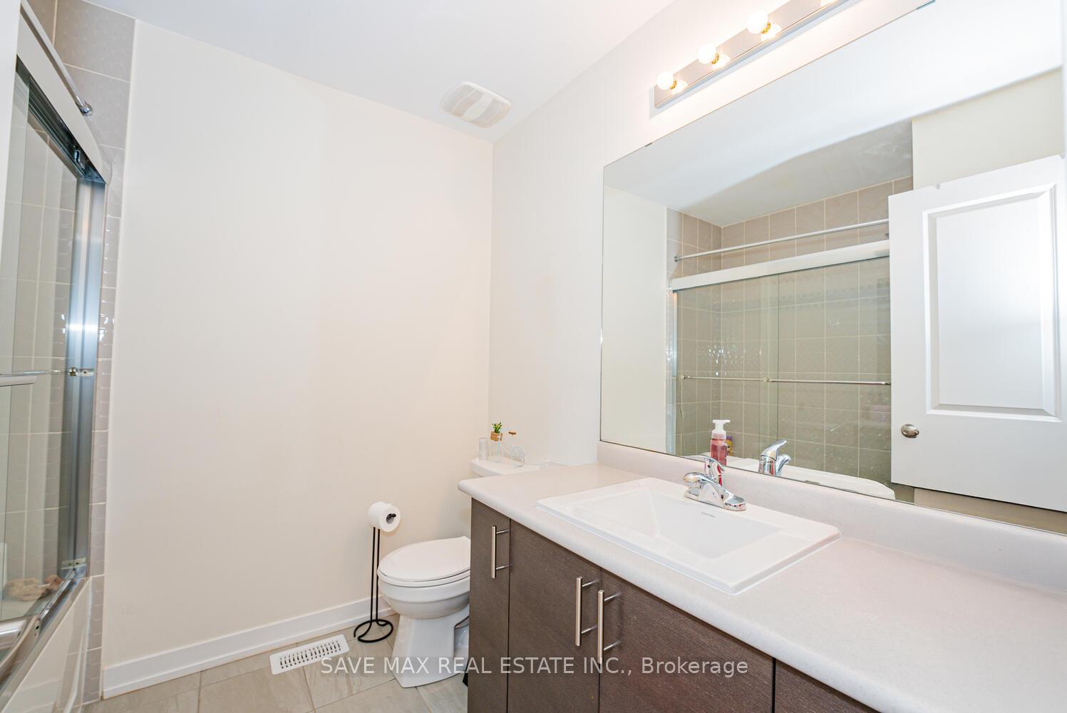 Photo 39 of 2638 Castlegate Crossing, Pickering, Duffin Heights — HOMEH