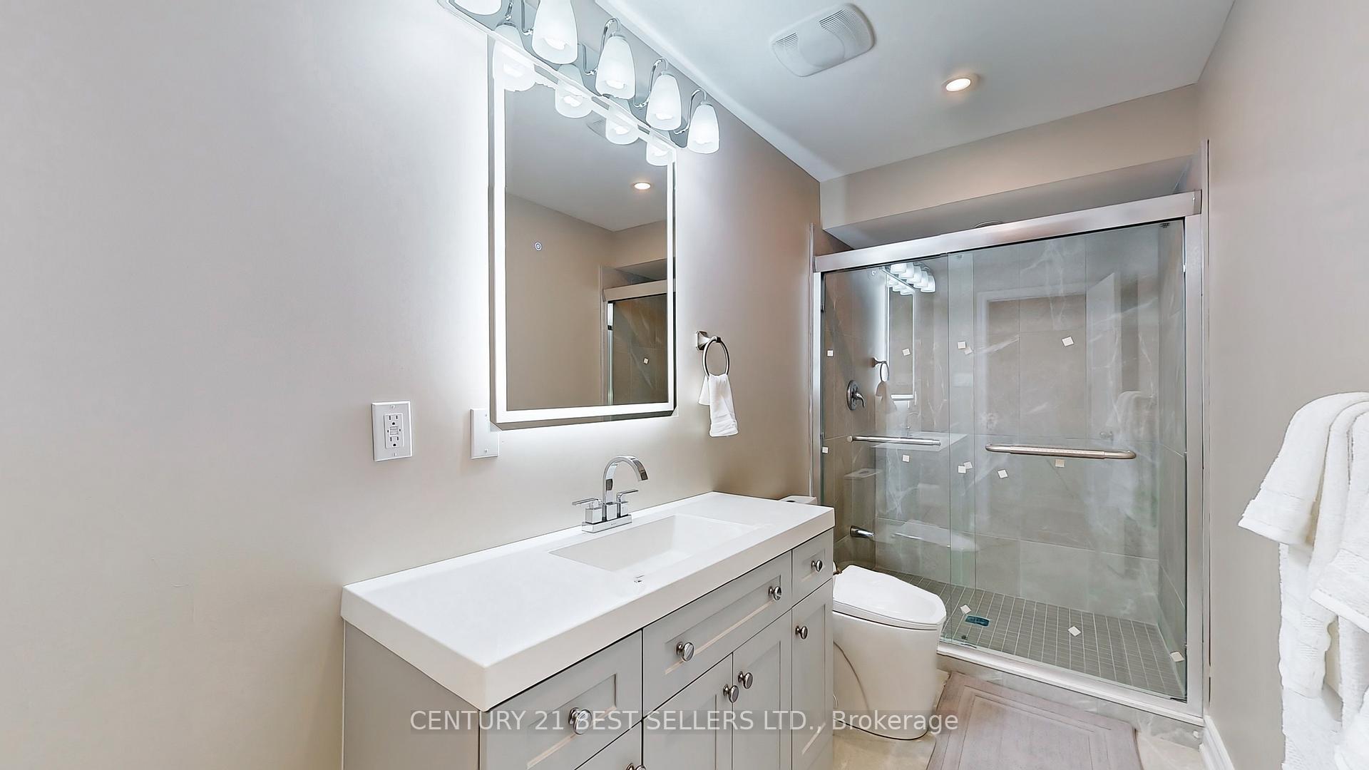 Photo 4 of 1245 Salmers Drive, Oshawa, Taunton — HOMEH