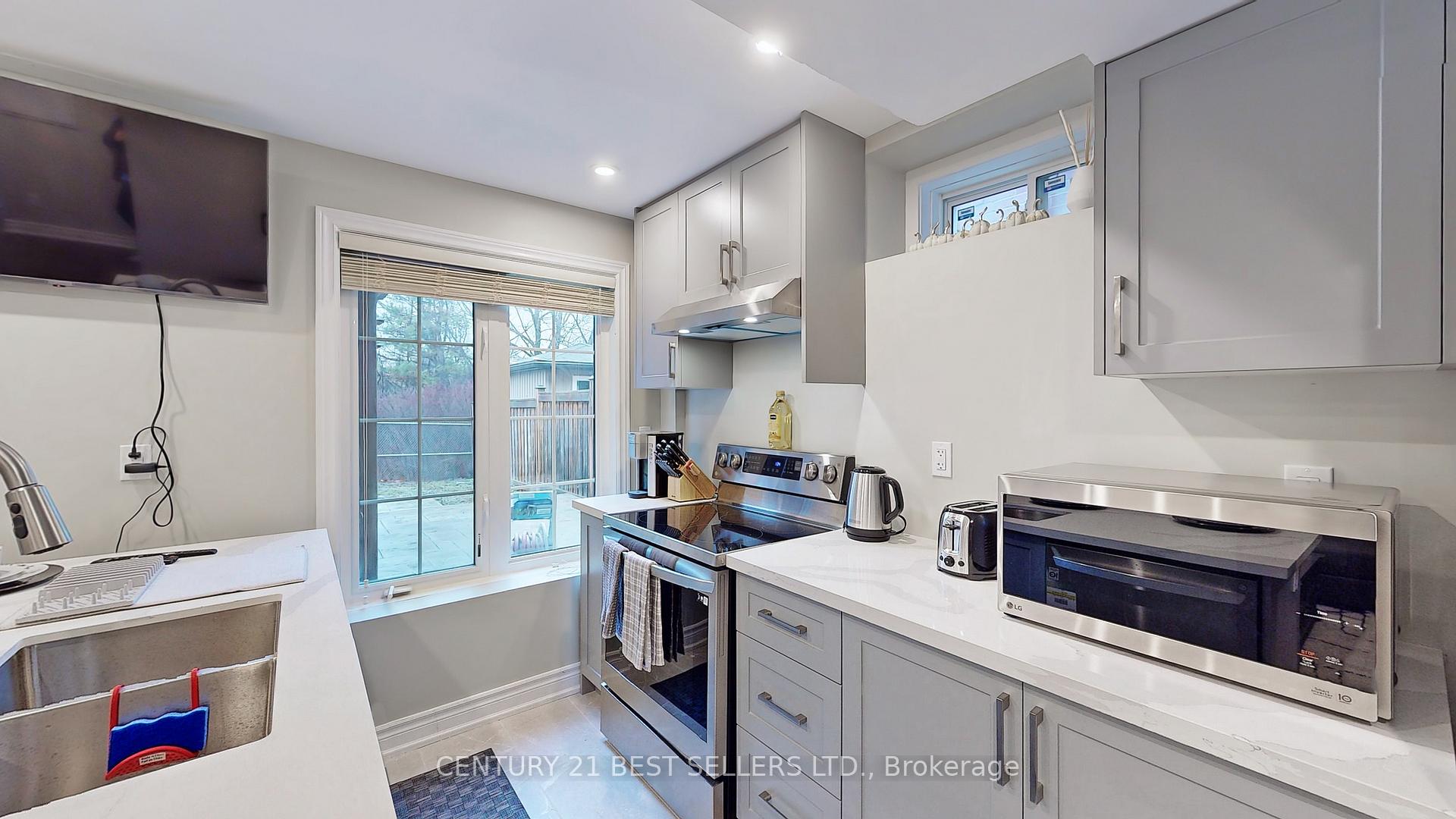 Photo 9 of 1245 Salmers Drive, Oshawa, Taunton — HOMEH