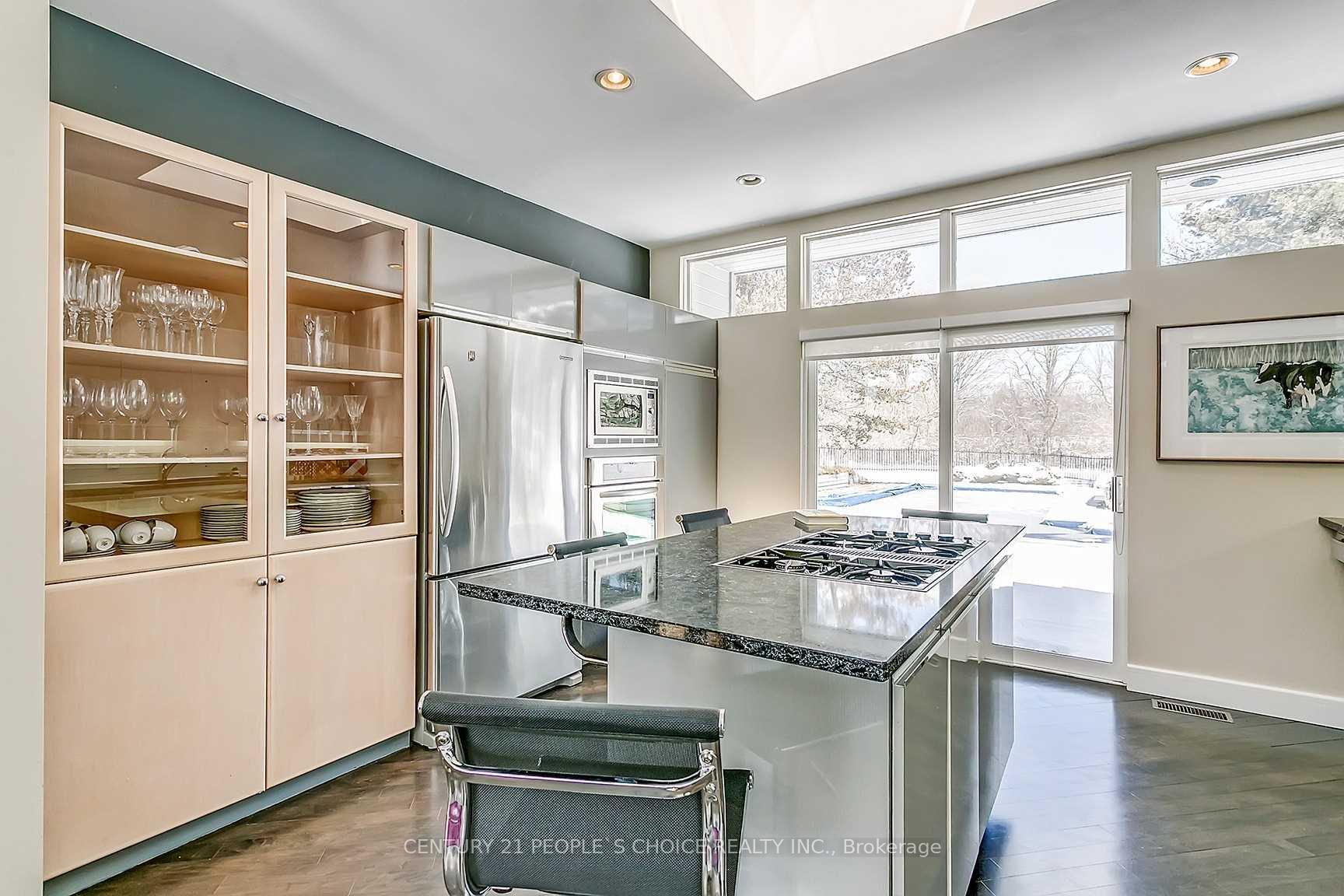 Photo 7 of 258 Boland Crescent, Milton, Campbellville — HOMEH