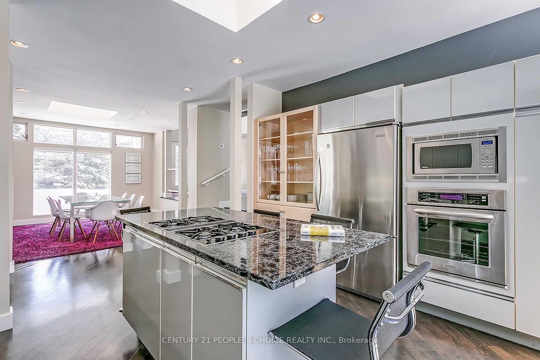 Photo 9 of 258 Boland Crescent, Milton, Campbellville — HOMEH