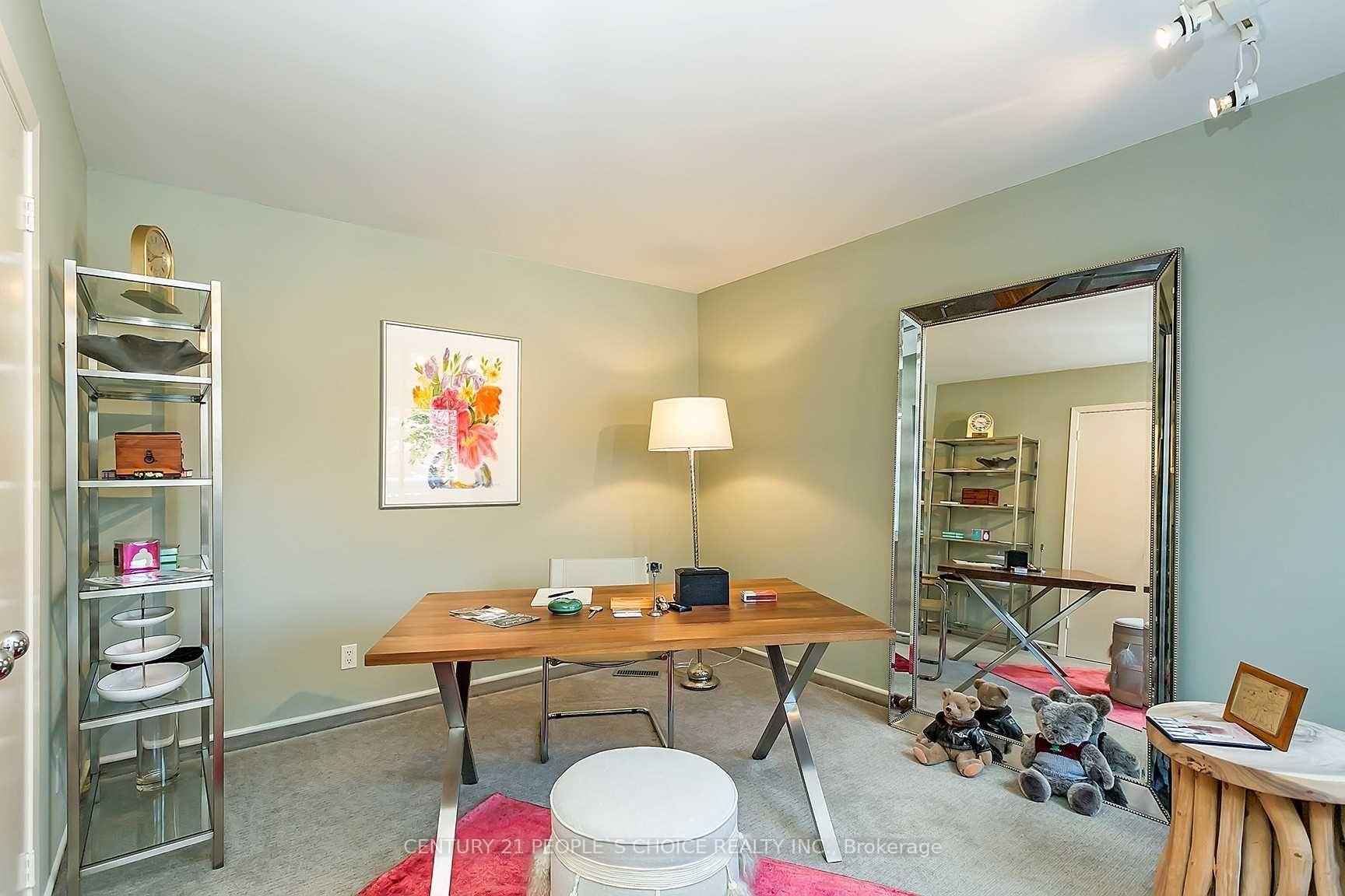 Photo 17 of 258 Boland Crescent, Milton, Campbellville — HOMEH