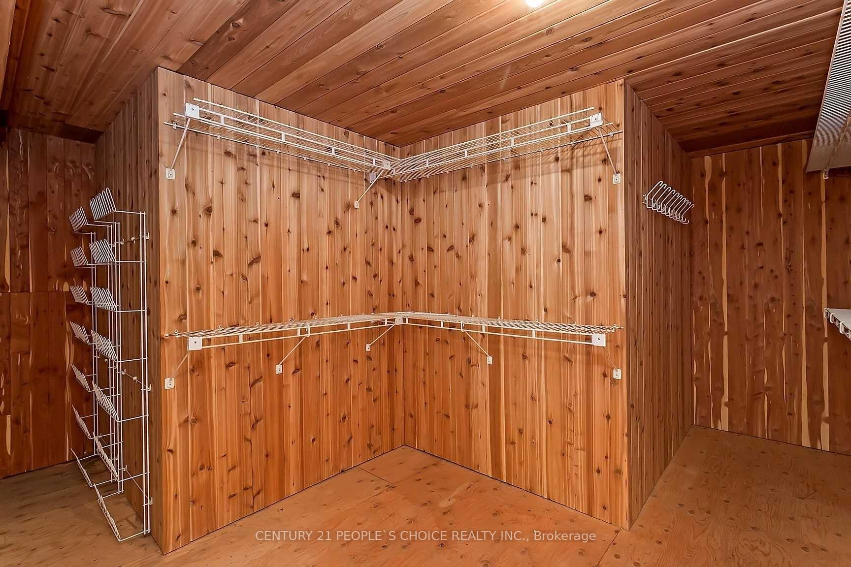 Photo 19 of 258 Boland Crescent, Milton, Campbellville — HOMEH