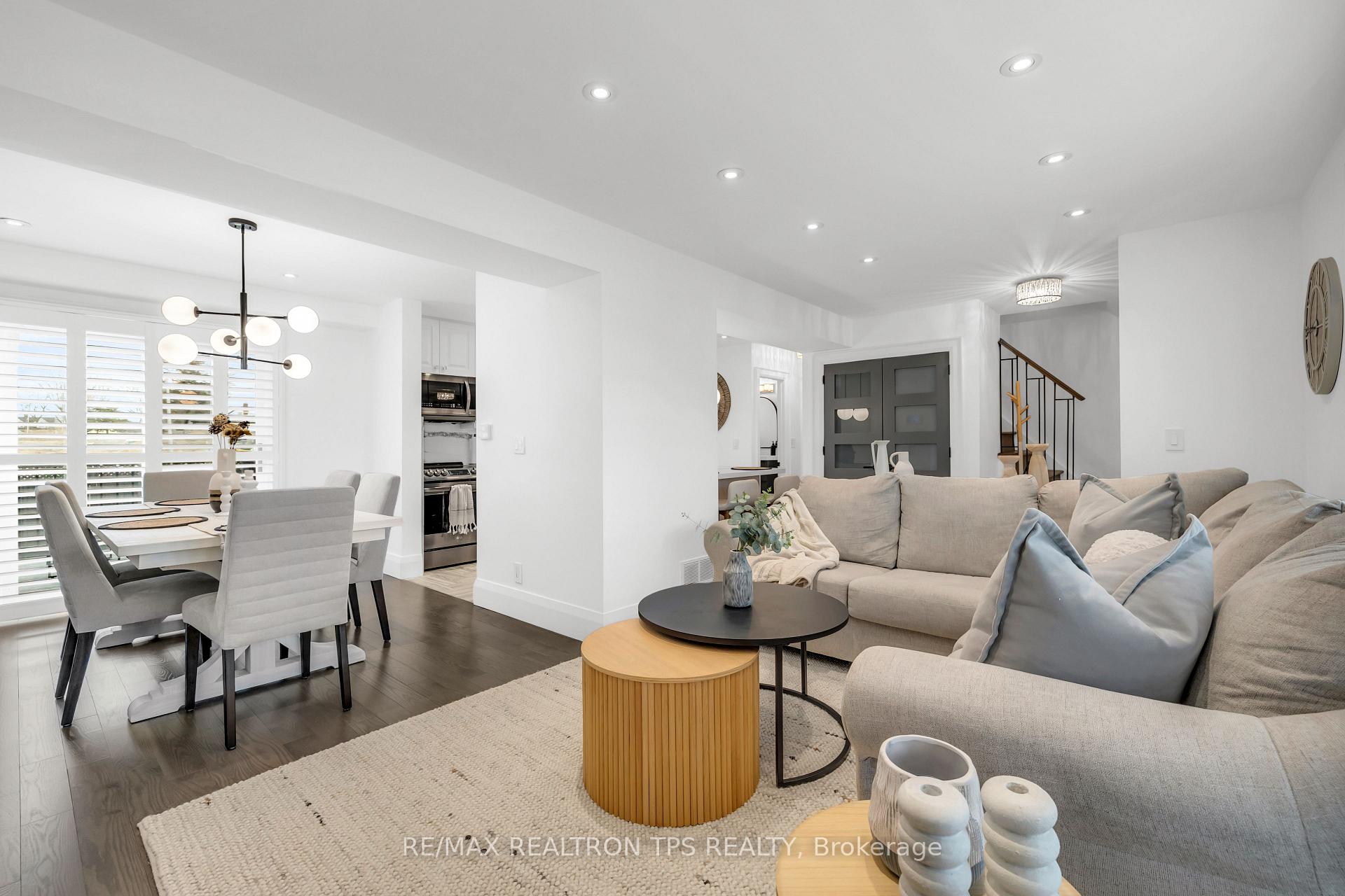 Photo 5 of 58 Oriole Court, Oshawa, Donevan — HOMEH