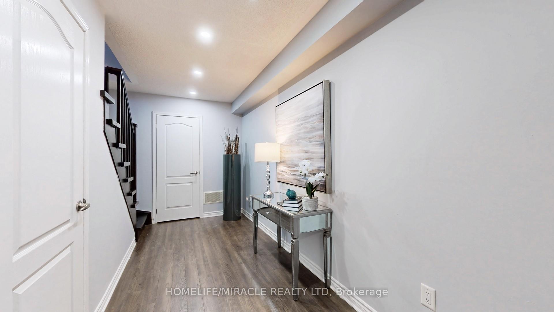 Photo 9 of 288 Casson Point, Milton, Ford — HOMEH