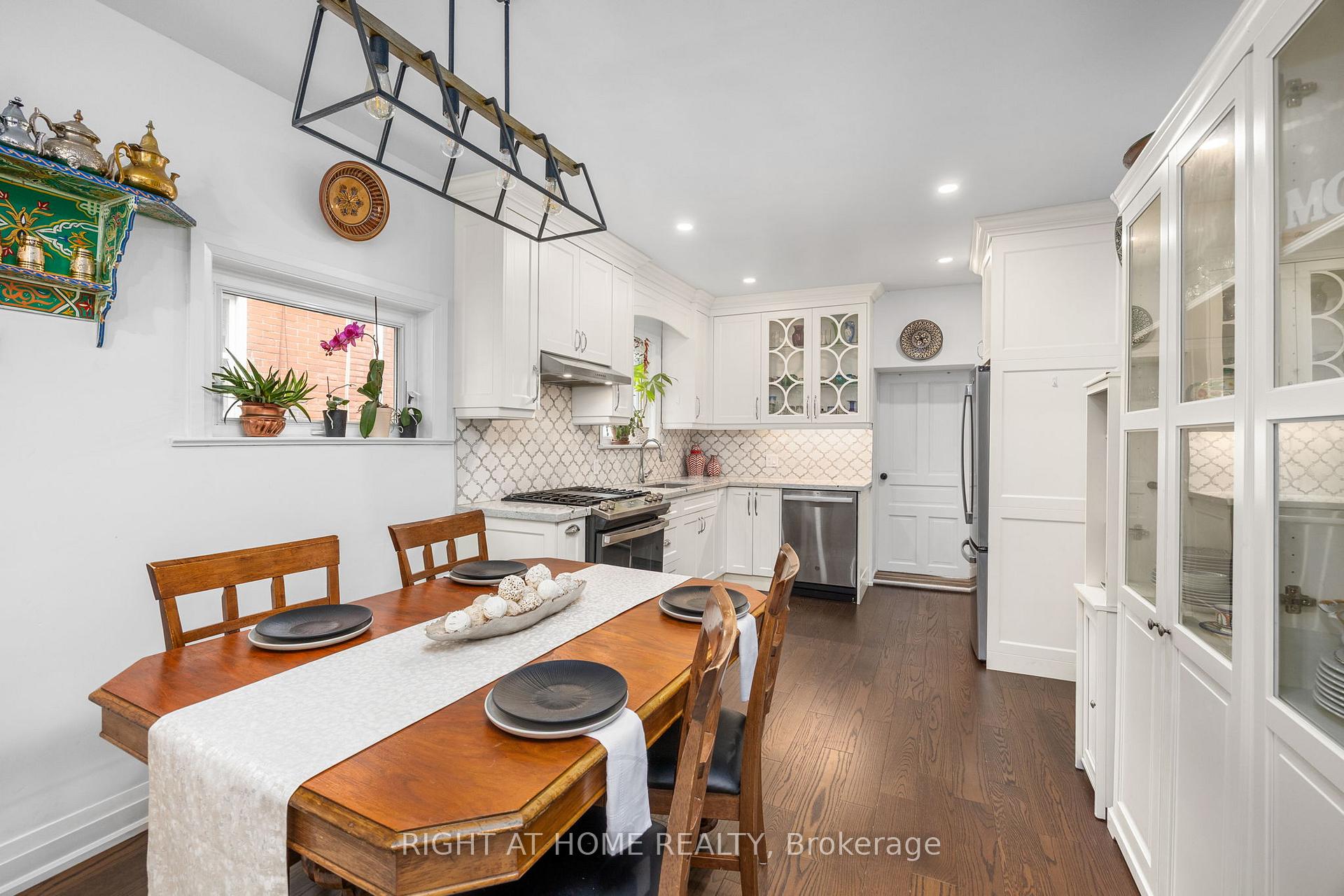 Photo 8 of 164 Elgin Street E, Oshawa, O'Neill — HOMEH