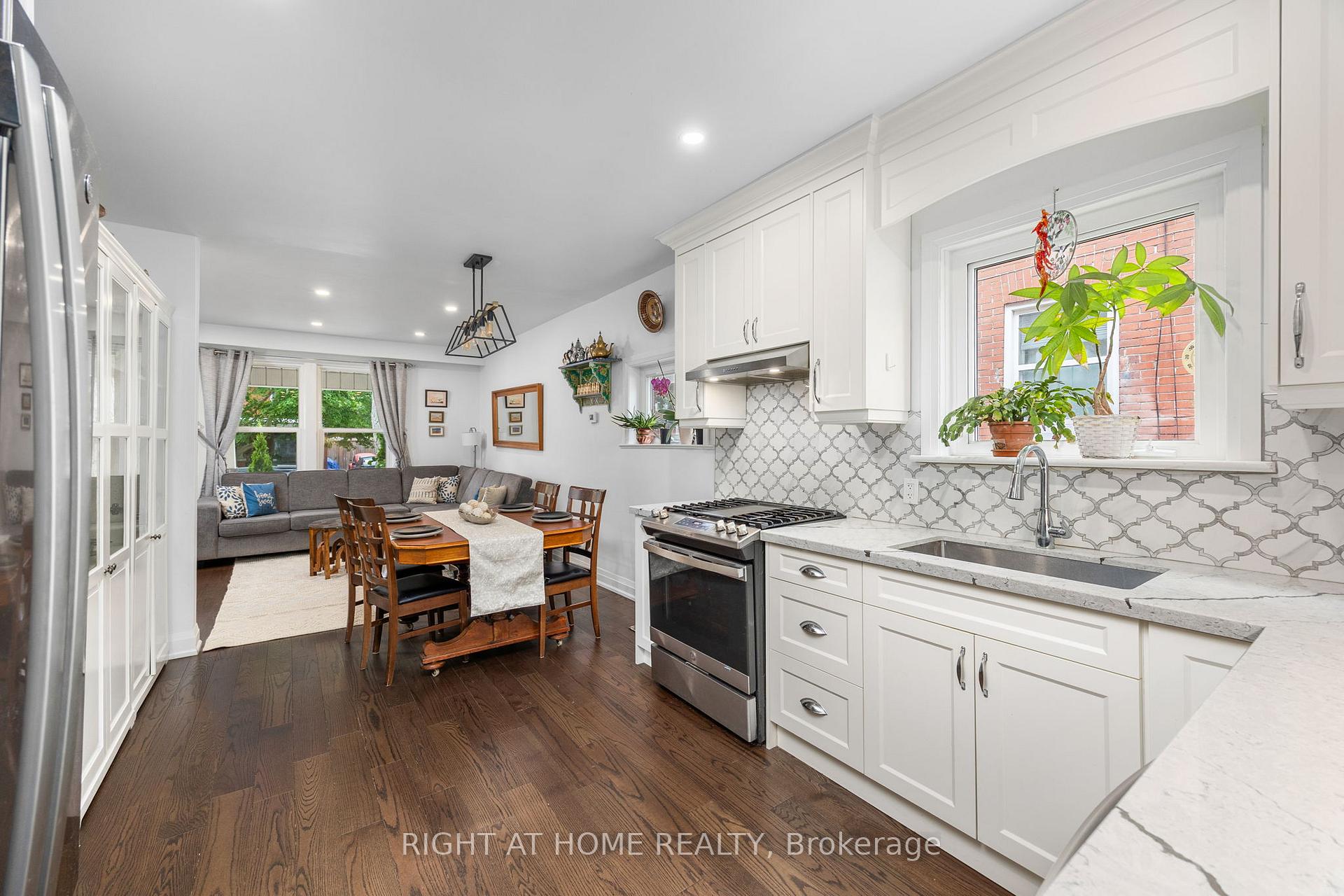 Photo 12 of 164 Elgin Street E, Oshawa, O'Neill — HOMEH