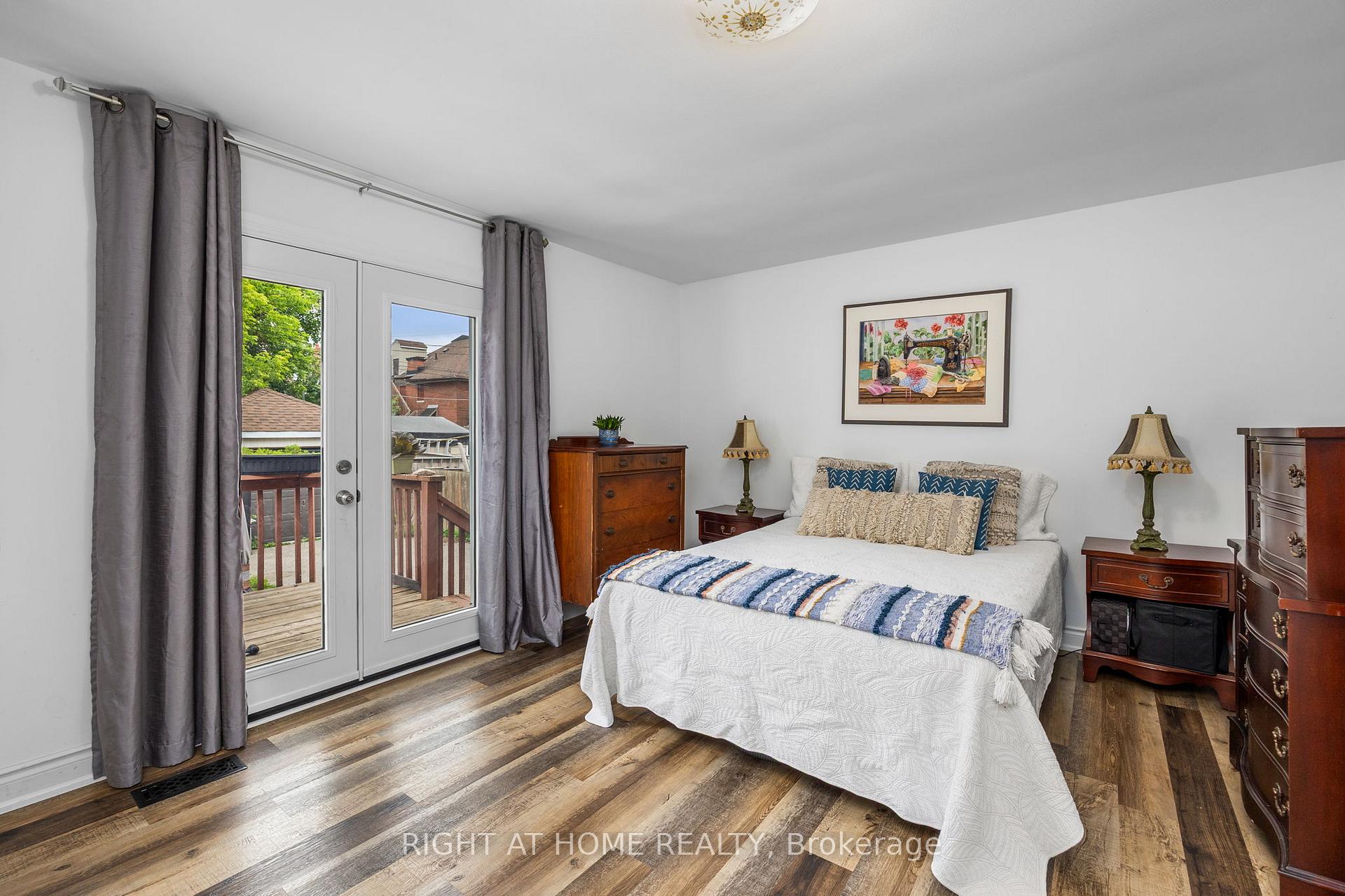 Photo 14 of 164 Elgin Street E, Oshawa, O'Neill — HOMEH