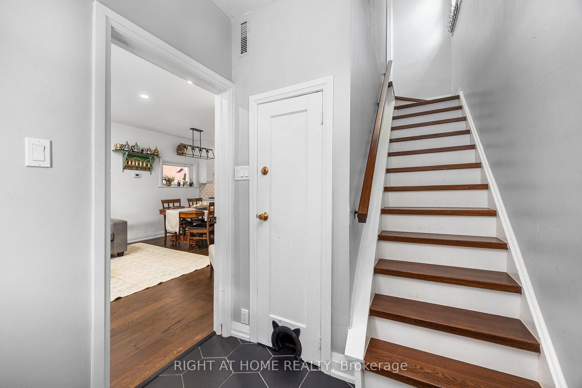 Photo 18 of 164 Elgin Street E, Oshawa, O'Neill — HOMEH