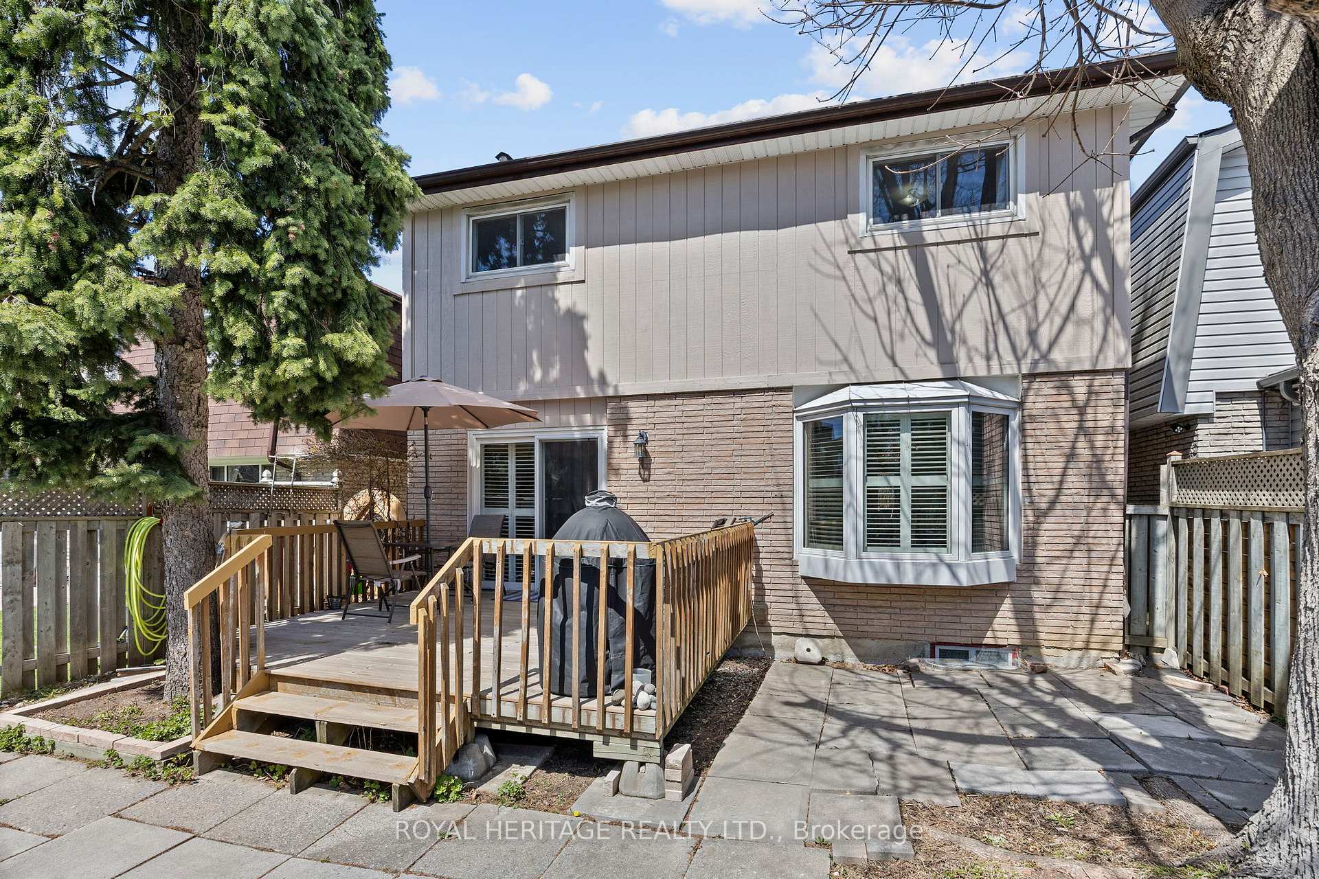 Photo 4 of 1752 Shadybrook Drive, Pickering, Amberlea — HOMEH