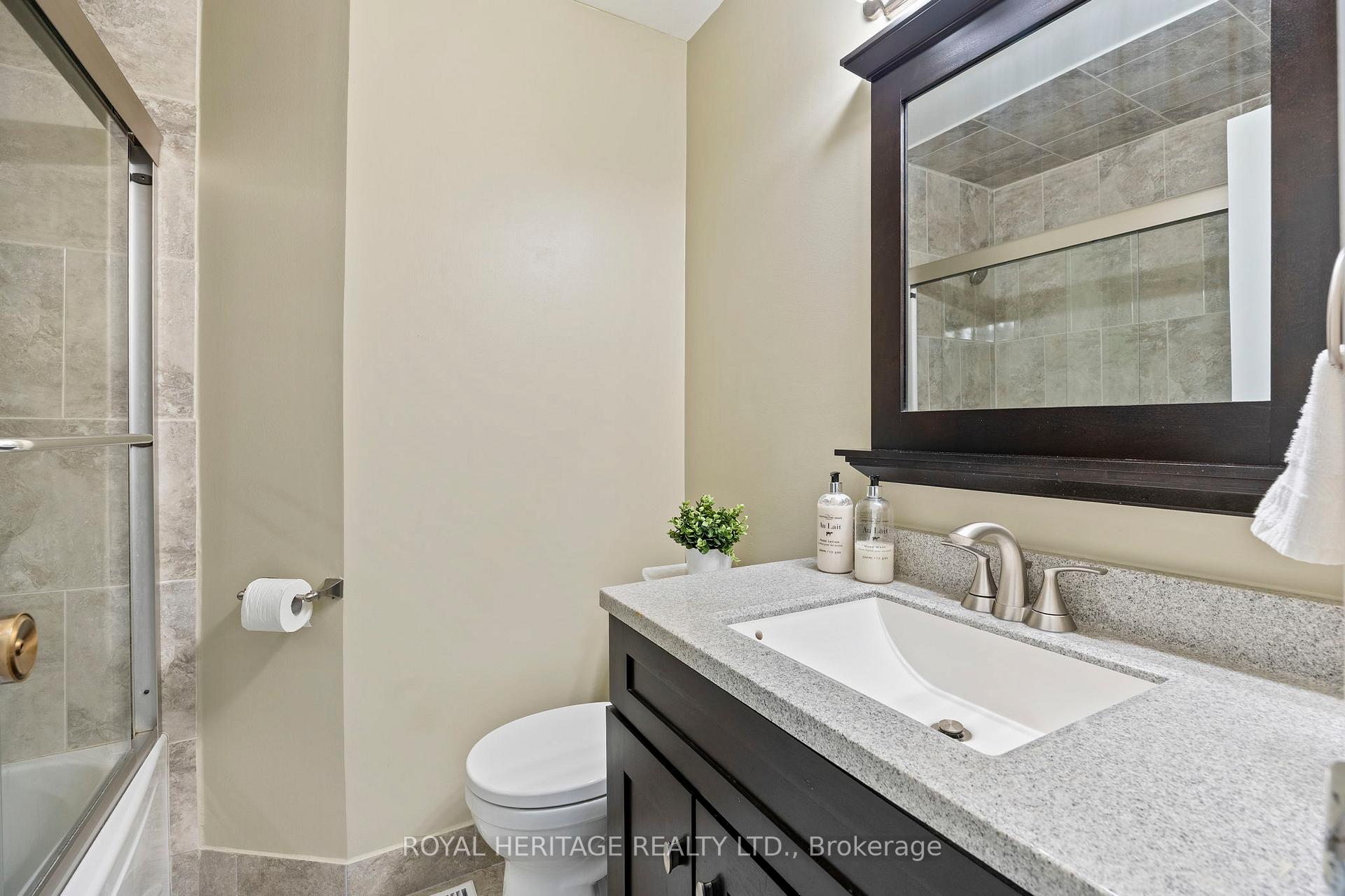 Photo 16 of 1752 Shadybrook Drive, Pickering, Amberlea — HOMEH
