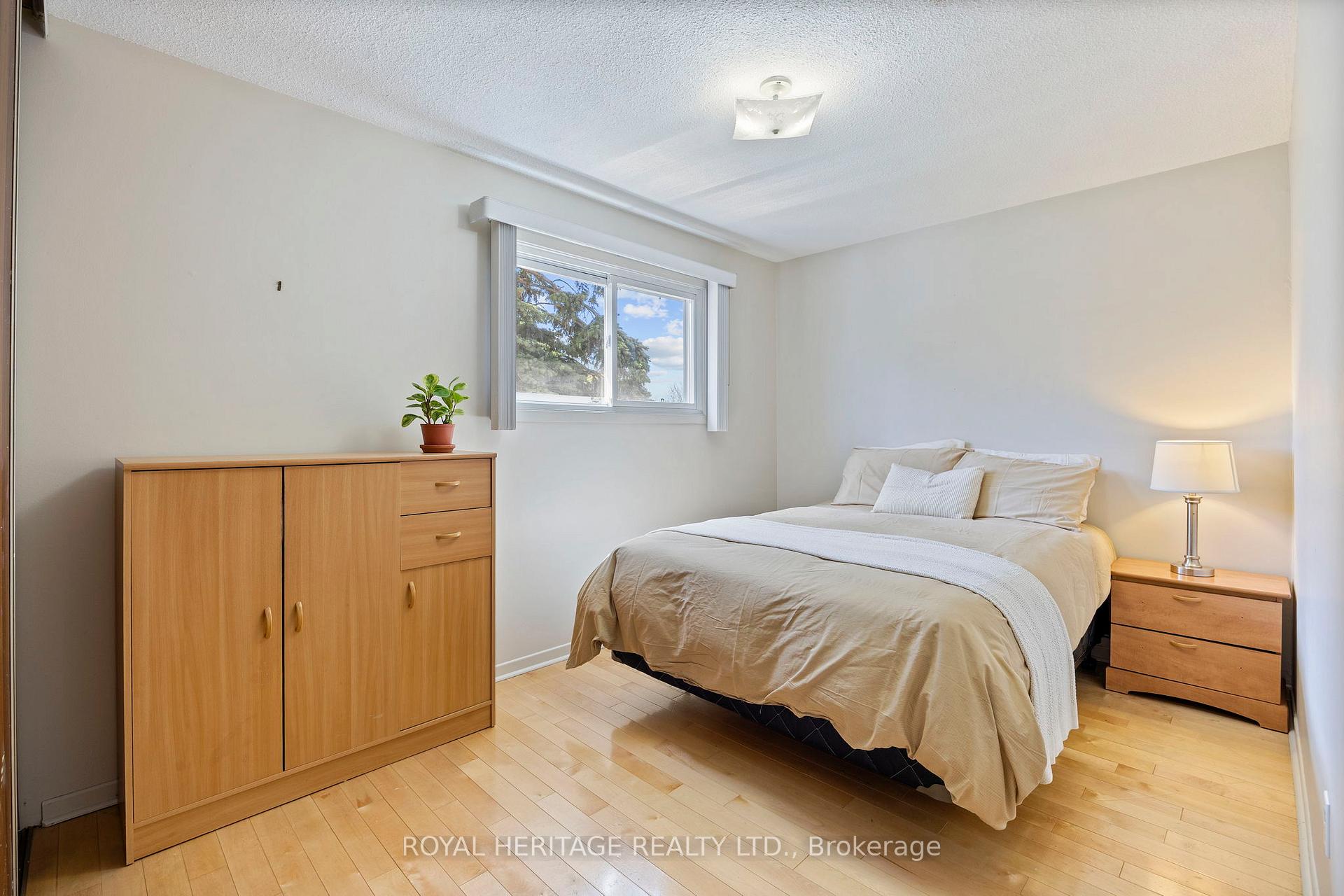 Photo 17 of 1752 Shadybrook Drive, Pickering, Amberlea — HOMEH