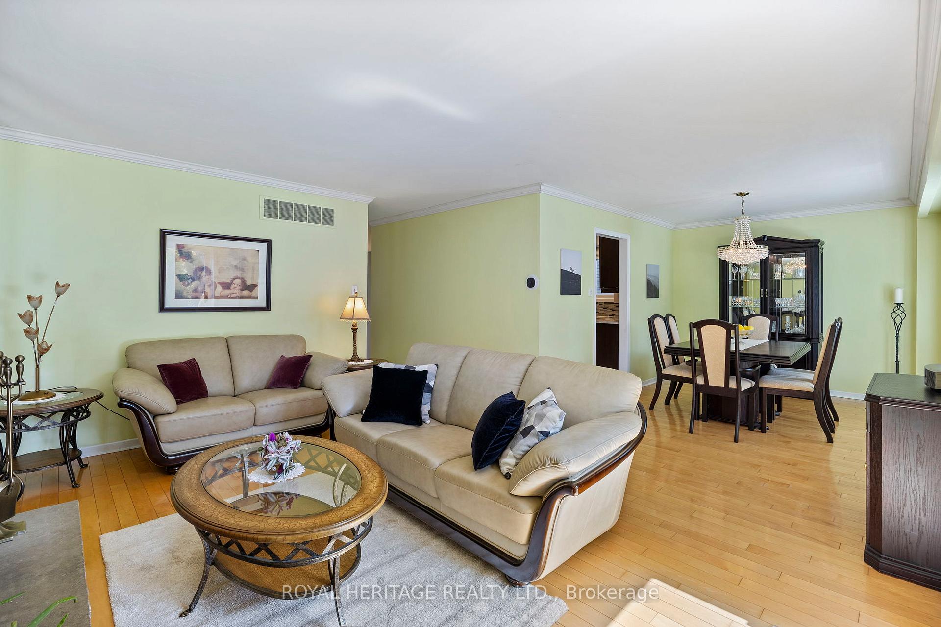 Photo 23 of 1752 Shadybrook Drive, Pickering, Amberlea — HOMEH