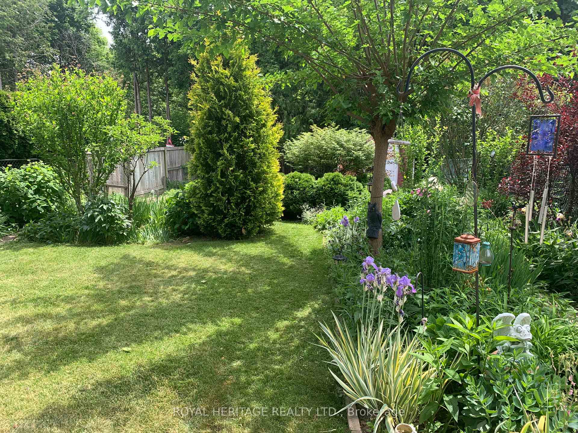 Photo 36 of 1752 Shadybrook Drive, Pickering, Amberlea — HOMEH