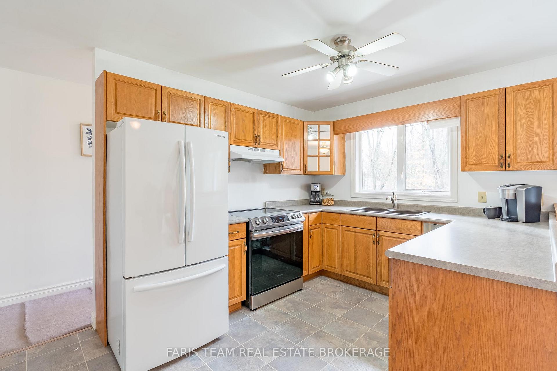 Photo 6 of 3576 Peter Street, Ramara, Rural Ramara — HOMEH