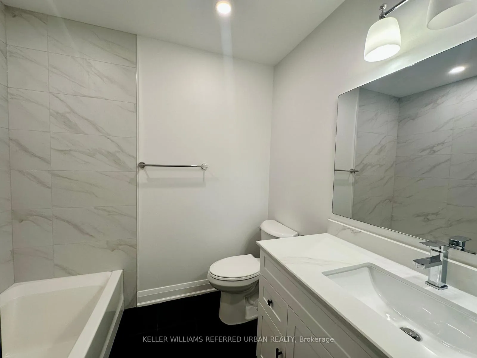Photo 6 of Unit MAIN, 906 Marinet Crescent, Pickering, West Shore — HOMEH