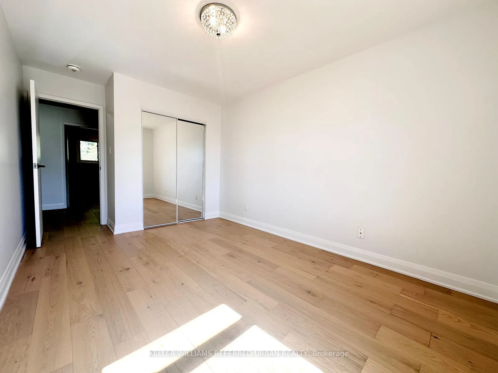 Photo 9 of Unit MAIN, 906 Marinet Crescent, Pickering, West Shore — HOMEH