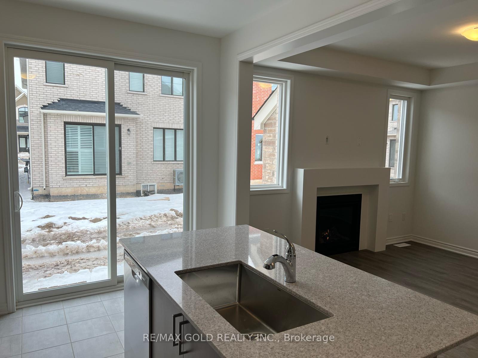 Photo 4 of 302 Starflower Place, Milton, Walker — HOMEH