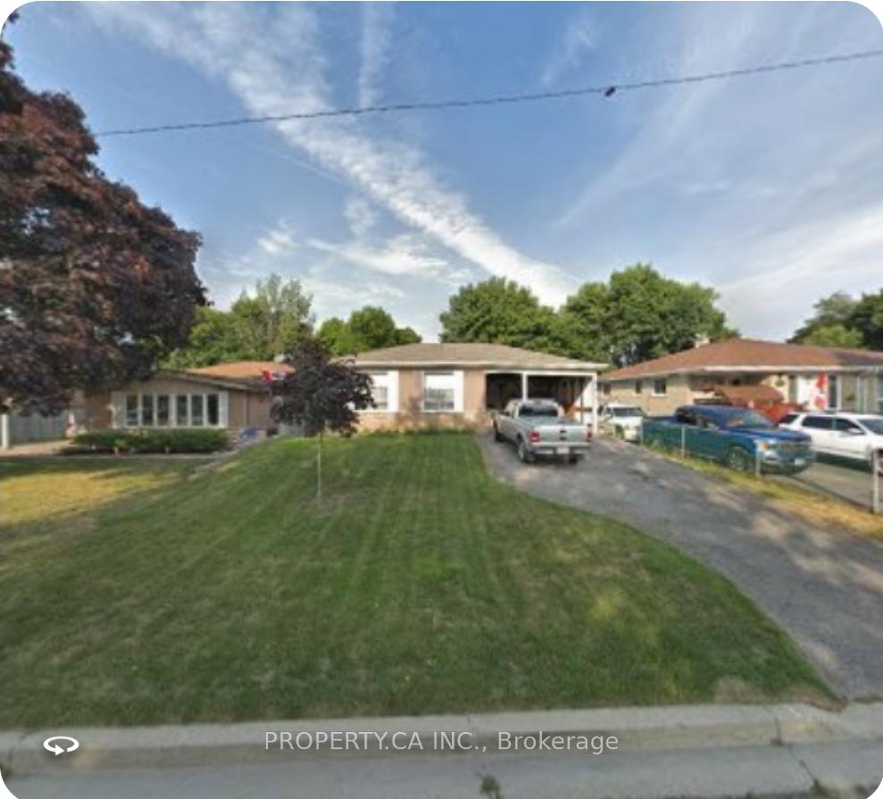 Photo 1 of 861 Krosno Boulevard, Pickering, Bay Ridges — HOMEH