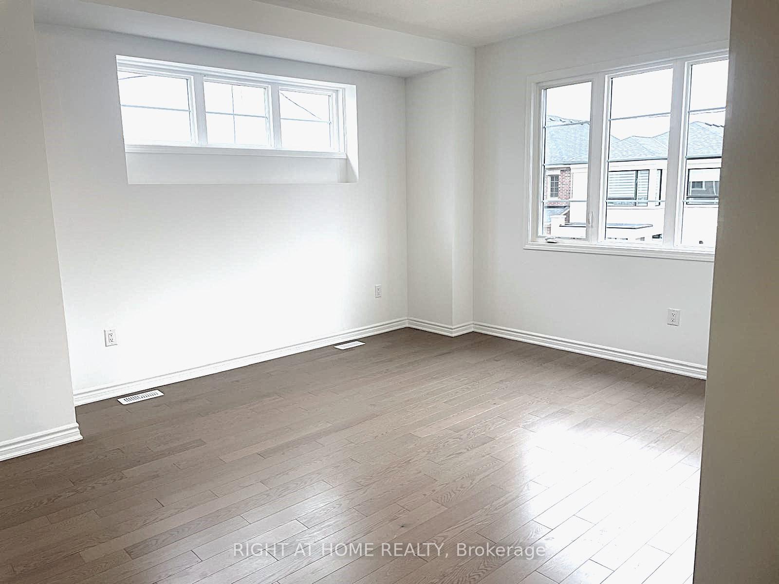 Photo 9 of 1331 Temperance Crescent, Milton, Bowes — HOMEH