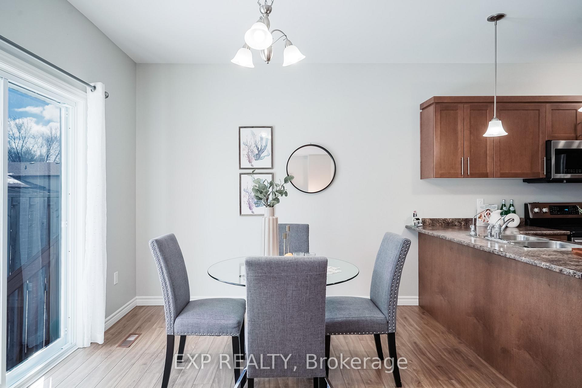 Photo 18 of 19 Nottingham Court, Quinte West, Trenton Ward — HOMEH