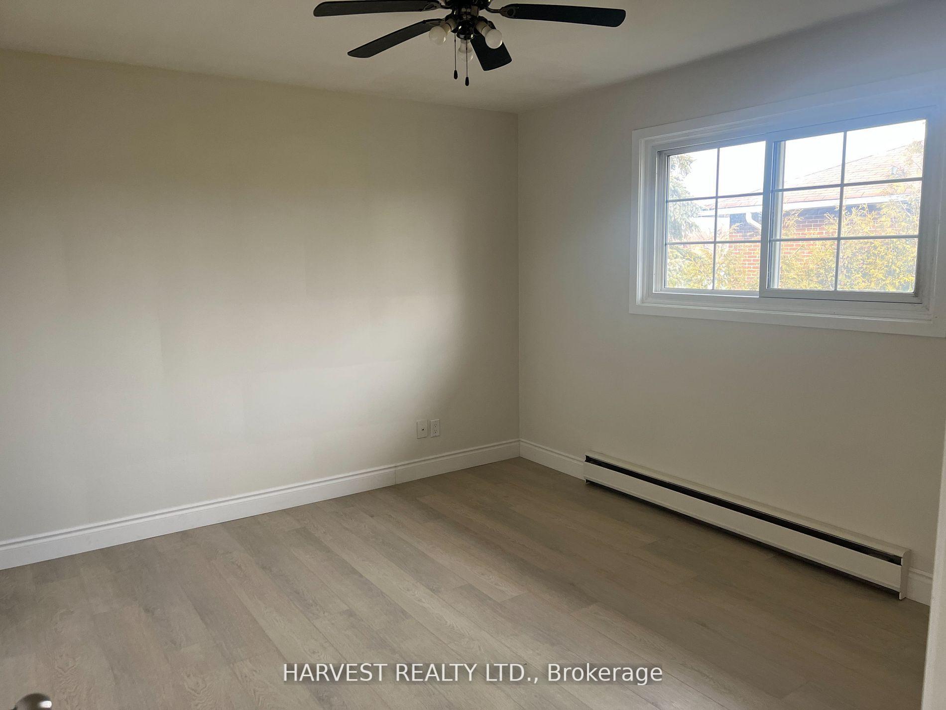 Photo 7 of Unit Unit 3, 326 Surrey Drive, Oshawa, Eastdale — HOMEH