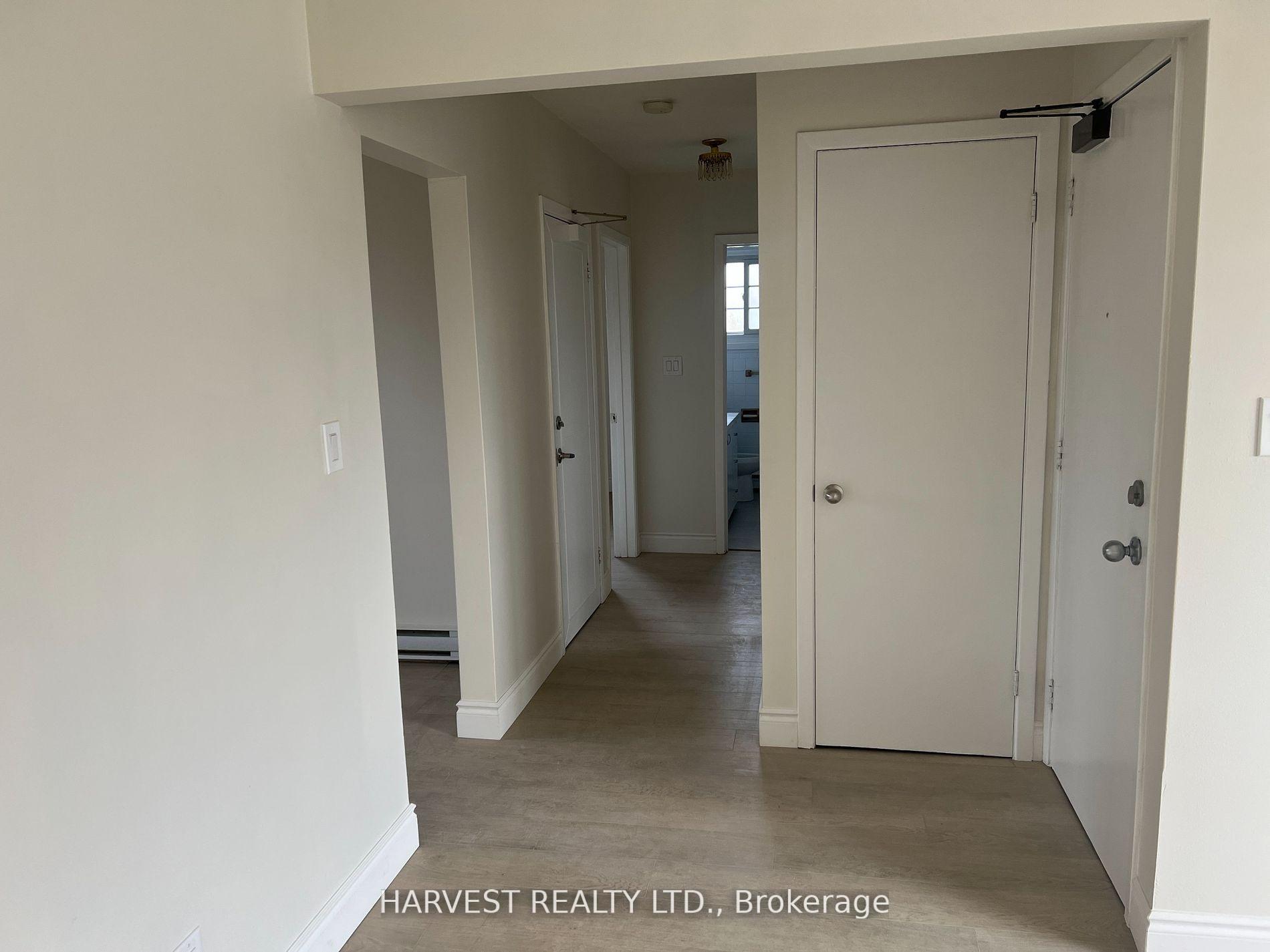 Photo 8 of Unit Unit 3, 326 Surrey Drive, Oshawa, Eastdale — HOMEH