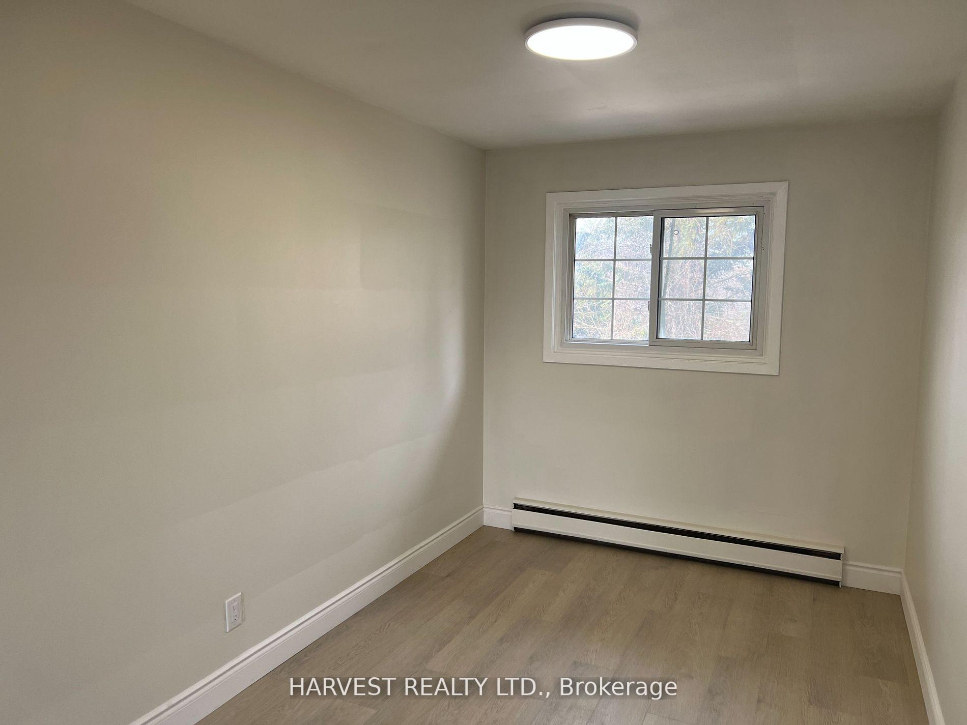 Photo 12 of Unit Unit 3, 326 Surrey Drive, Oshawa, Eastdale — HOMEH