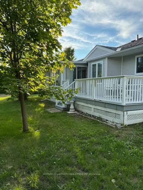 Photo 9 of 10 Reynolds Place W, Prince Edward County, Wellington Ward — HOMEH