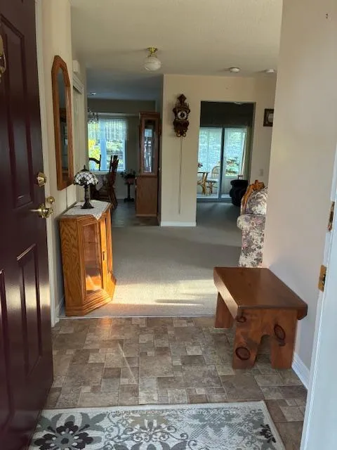 Photo 11 of 10 Reynolds Place W, Prince Edward County, Wellington Ward — HOMEH