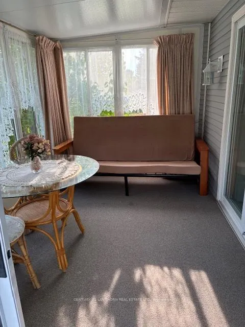 Photo 20 of 10 Reynolds Place W, Prince Edward County, Wellington Ward — HOMEH