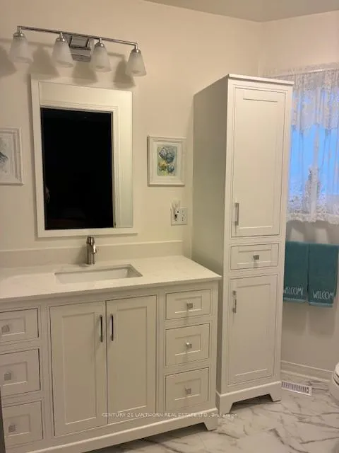 Photo 31 of 10 Reynolds Place W, Prince Edward County, Wellington Ward — HOMEH