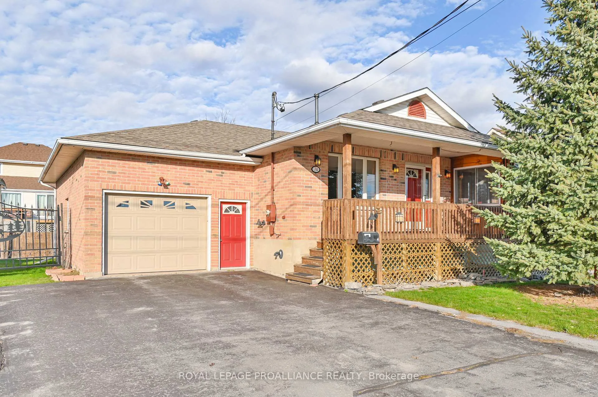 Photo 2 of 74 Bay Street, Quinte West, Trenton Ward — HOMEH