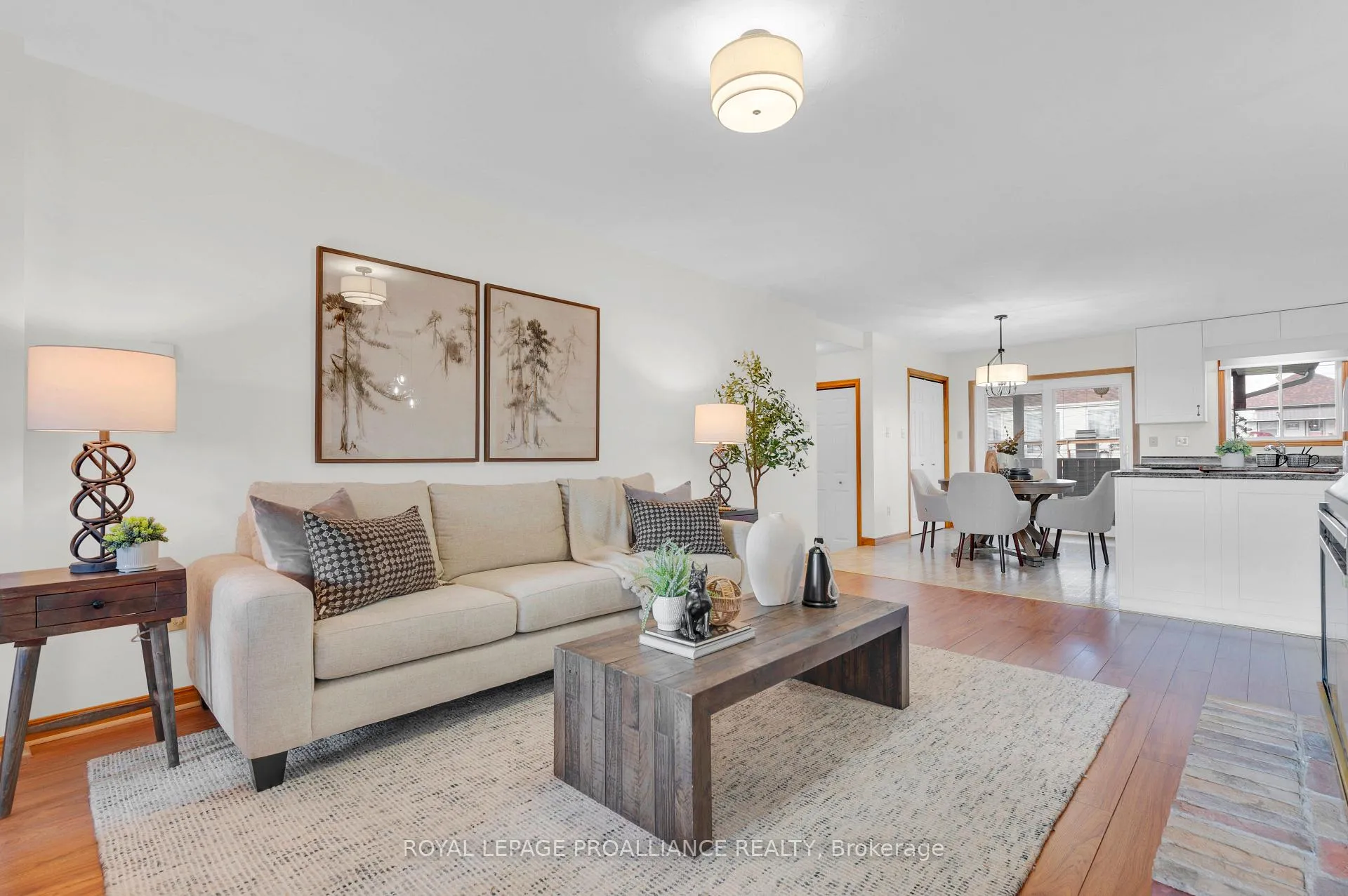 Photo 9 of 74 Bay Street, Quinte West, Trenton Ward — HOMEH