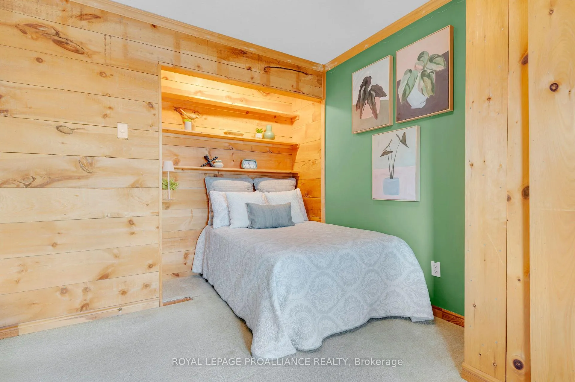 Photo 23 of 74 Bay Street, Quinte West, Trenton Ward — HOMEH