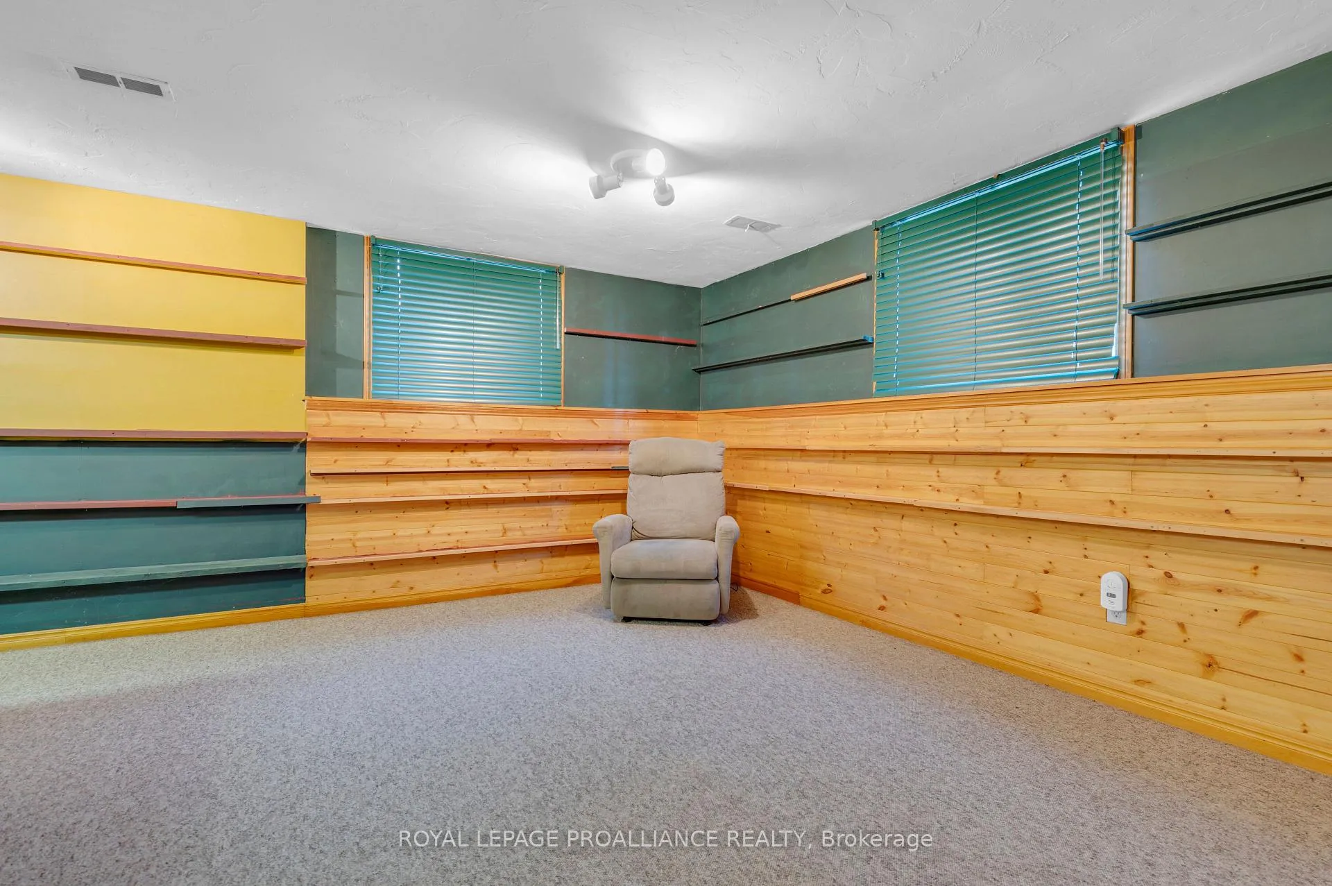 Photo 28 of 74 Bay Street, Quinte West, Trenton Ward — HOMEH