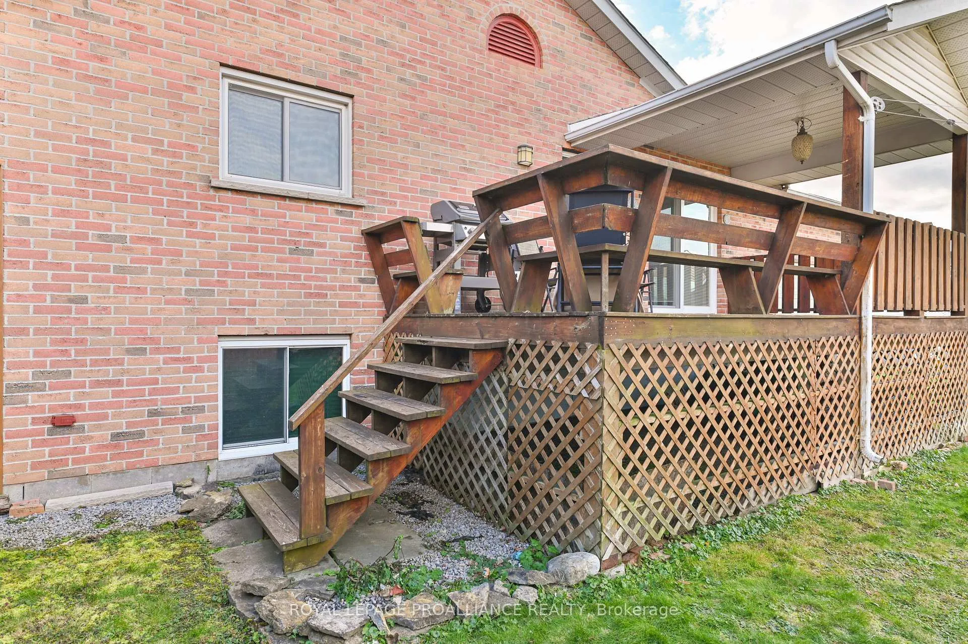 Photo 34 of 74 Bay Street, Quinte West, Trenton Ward — HOMEH