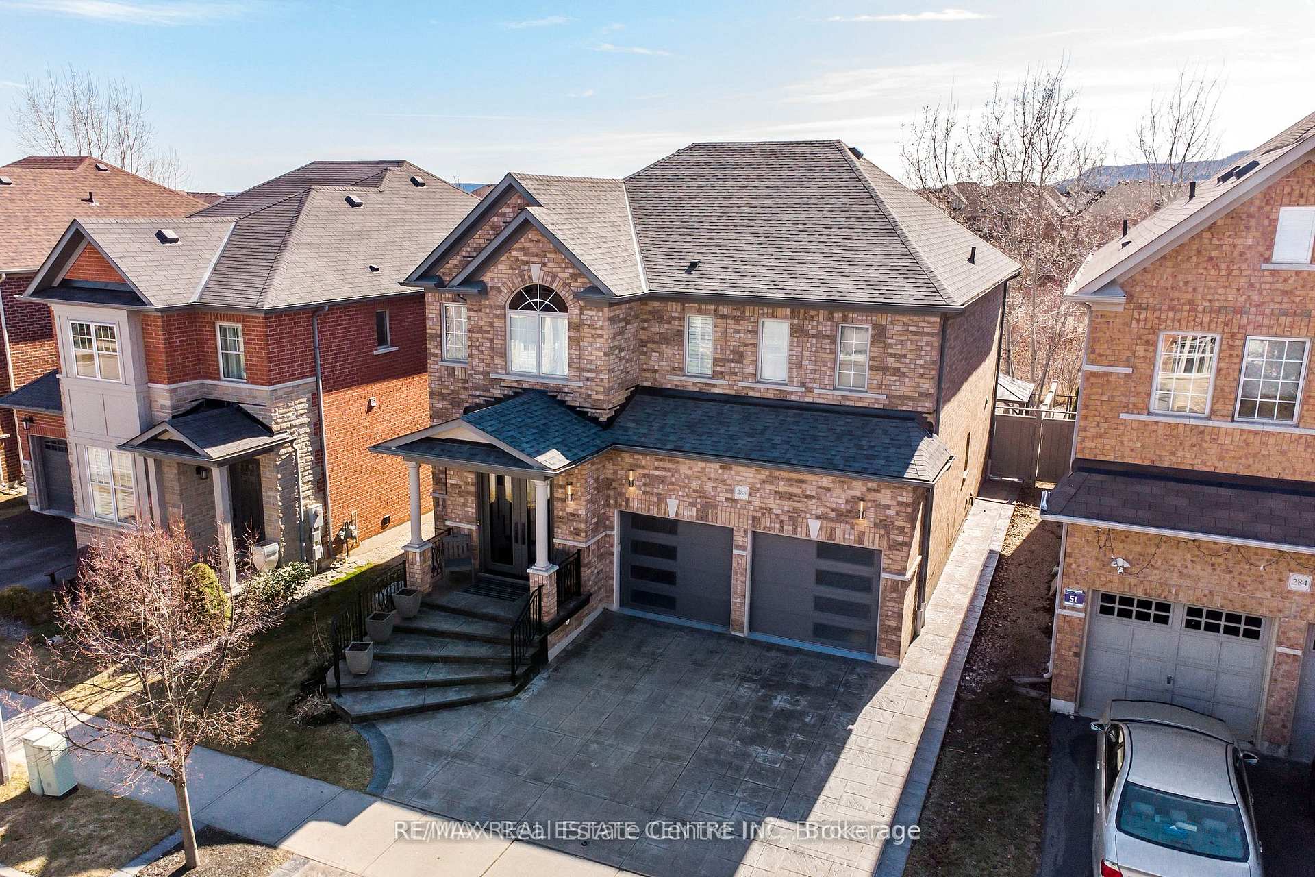 Photo 4 of 288 Wrigglesworth Crescent, Milton, Scott — HOMEH