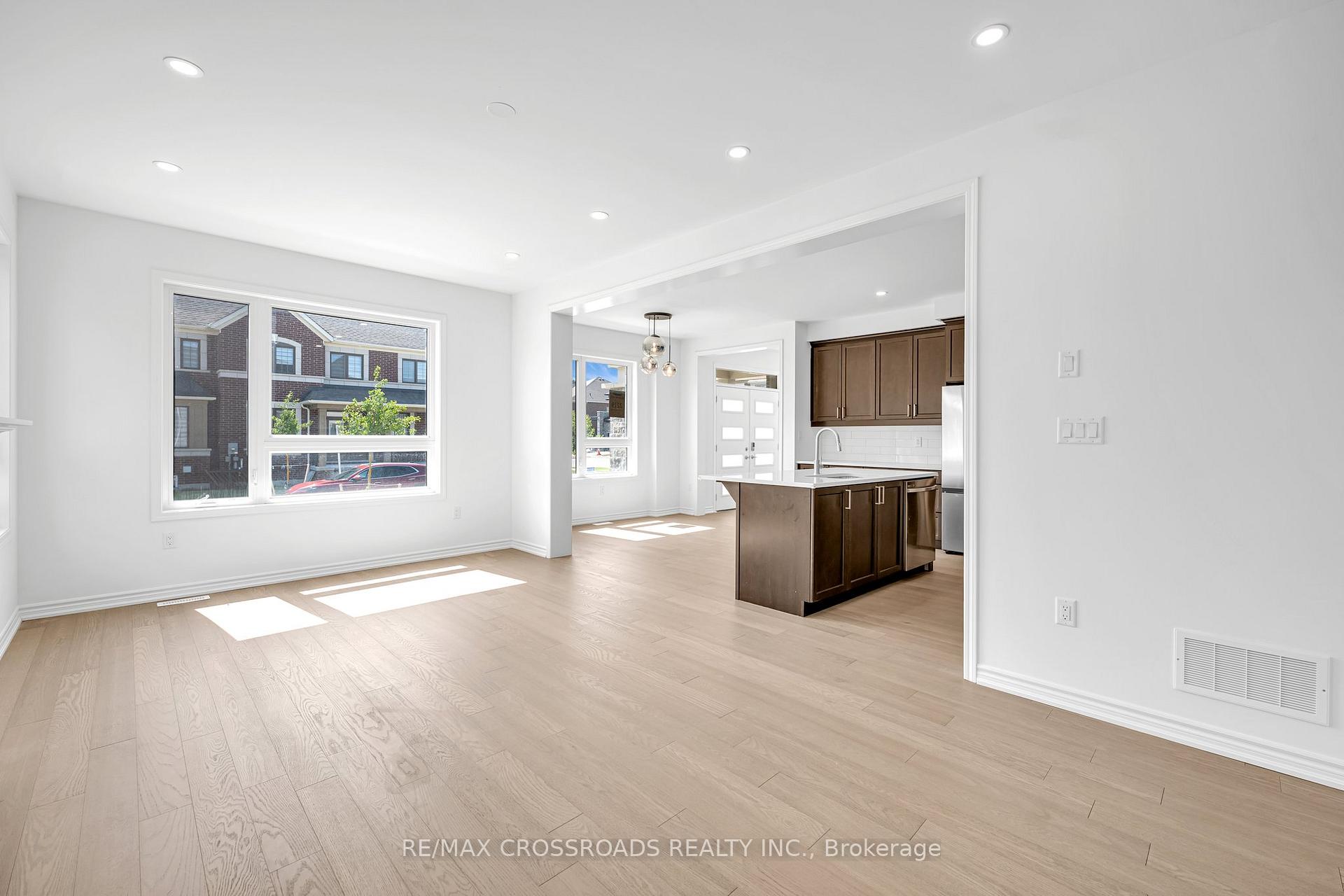 Photo 7 of 1451 Mourning Dove Lane, Pickering, Rural Pickering — HOMEH